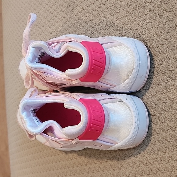 Nike Huarache Run (Pink/White) - Picture 5 of 8